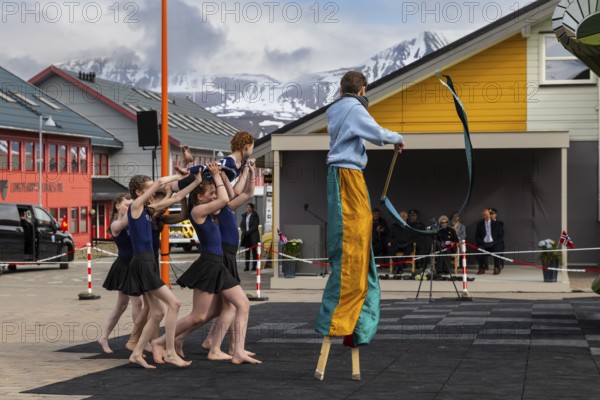 Children's group performing gymnastics at the reception for King Harald at the end of coal mining,