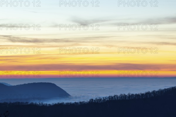 Inversion weather, fog, sunset, autumn, Breitenstein, Ochsenwang, Swabian Alps, Baden-Württemberg,