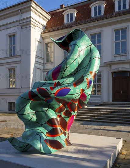 Yinka Shonibare, steel reinforcement with hand-painted fibreglass heart casting, artwork in front