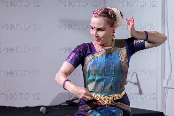 Eva Isolde Balzer, dancer, Hope in Resonance, Carnatic Music and Bharatanatyam Fundrising Evening