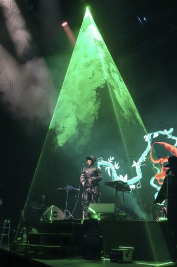 Erykah Badu, singer, USA, soul, hip-hop, R&B, The Return Of Automatic Slim World Tour 2025, live at