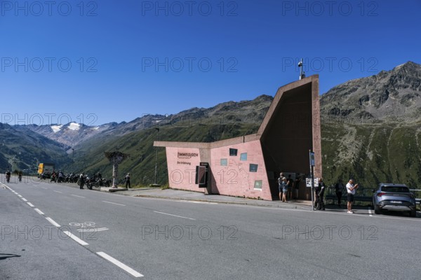 The concrete architecture known as a footbridge, part of the architectural group known as the