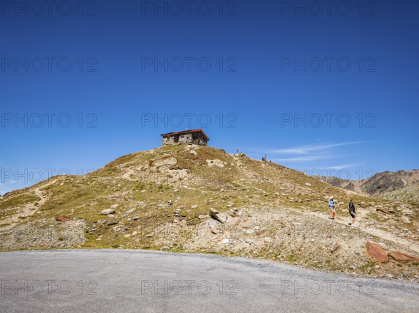 Steinerne Hütte at the Timmelsjoch rest house on the border between Austria and Italy, above