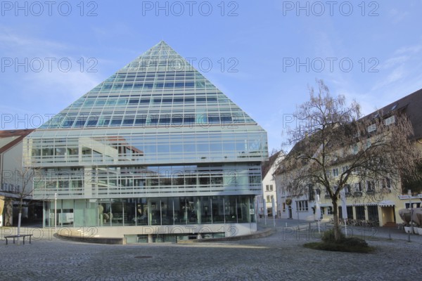 Modern Central Library, glass building with stained glass window and pyramid, Theodor Pfizer Platz,