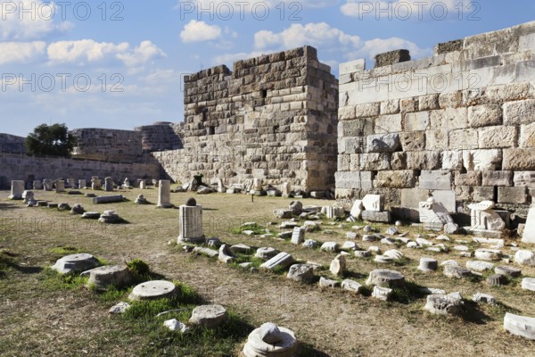 Fragments of columns in the courtyard, inner fortification, bastion, Neratzia fortress, also