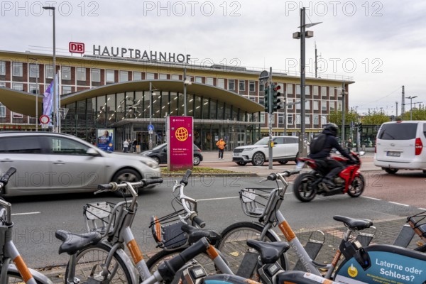 Bochum Central Station, Station Hall, Station Foreground, Bicycle Parking, Nextbike Station,