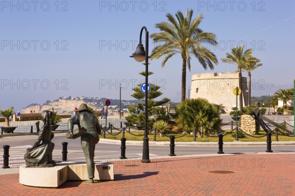 Sculpture, statue, family, pedestrian zone, Moraira, former fishing village, pearl of the Costa