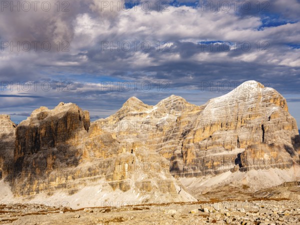 Lagazuoi and Tofana di Rozes rock massif in the evening light, Dolomites, Alps, Belluno province,