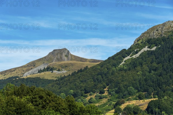 Auvergne Volcanoes Regional Park. La Banne d'Ordanche culminate at 1515m . Puy de Dome. Auvergne