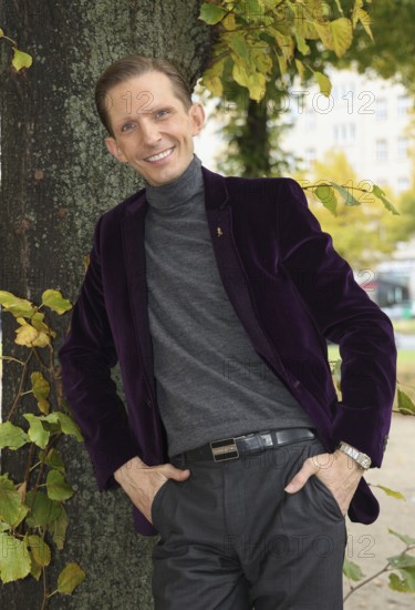 Marc Rudolf at the annual press conference for the 2025/2026 season at the Theater am Frankfurter