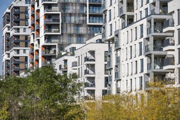 Modern residential neighbourhood along Toulouser Allee, high-rise buildings with flats and offices,