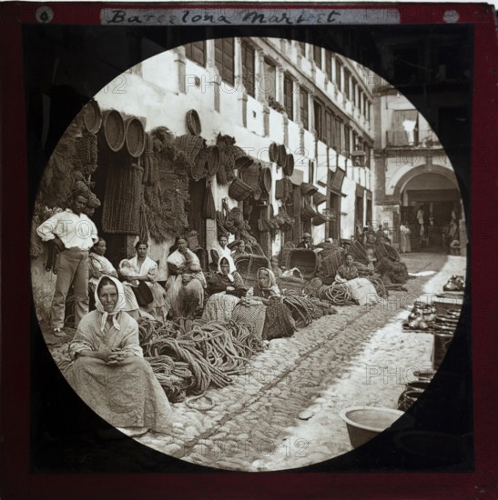 'Espartería en Almería' 1890 photographers Hermenegildo Otero and Miguel Aguirre, circular magic