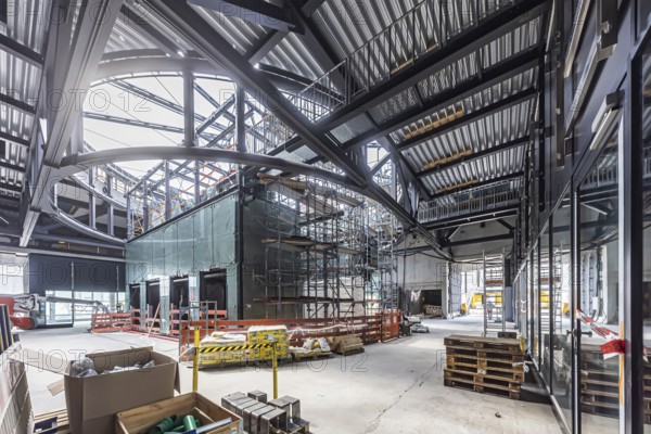The new airport railway station between the airport and the exhibition centre is a circular
