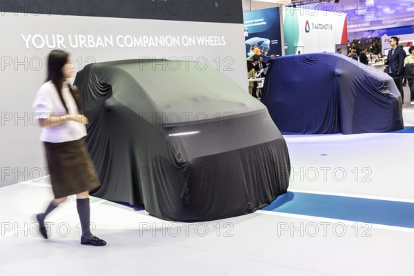 Still veiled: World premiere of Linktour. The Chinese manufacturer presents a city runabout for