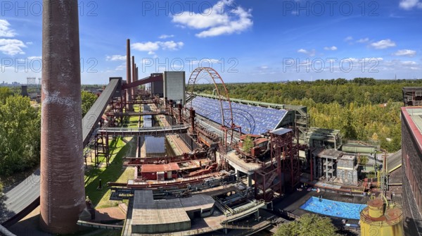 The Zollverein coking plant, on the right the works swimming pool, always in operation during the
