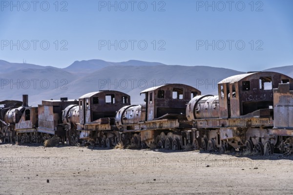 Defective and rusty railway at the Uyuni railway cemetery, Uyuni, Departamento Potosí, Bolivia