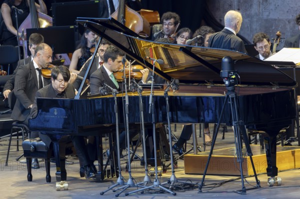 Lang Lang, Pianist, West-Eastern Divan Orchestra - Daniel Barenboim and Lang Lang, Classical, open