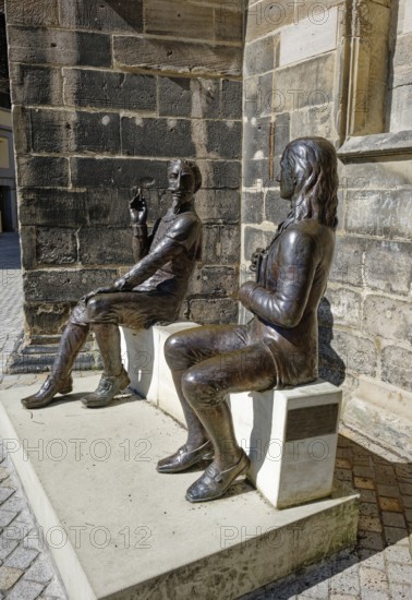 Bronze figures of Heinrich Schütz and Friedrich von Hardenberg alias Novalis by the artists Grit