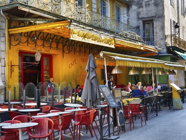 Famous café terrace, Café Van Gogh, Arles, Provence, France