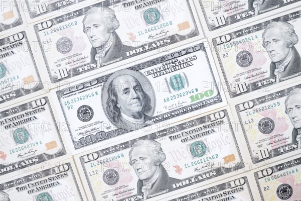 US dollar notes, 10 dollars, 100 dollars, banknotes