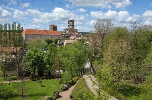 Issoire. Romanesque church Saint Austremoine, one of the five major Romanesque churches in
