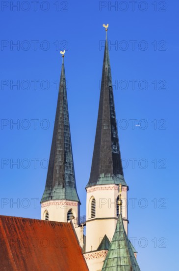 Church towers of the Stiftspfarrkirche Sankt Philippus und Jakobus am Kapellplatz, place of