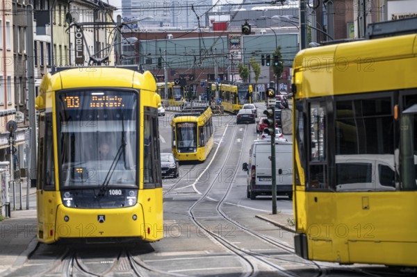 Ruhrbahn tram, on Altendorfer Straße, intersection Helenenstraße, in Essen, rush hour, traffic,