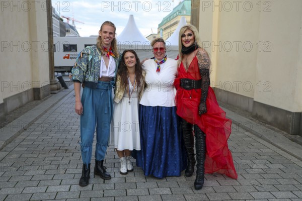 Mats Visser (Romeo), Celina dos Santos (Juliet), Steffi Irmen (Nurse) and Marcella Rockefeller,