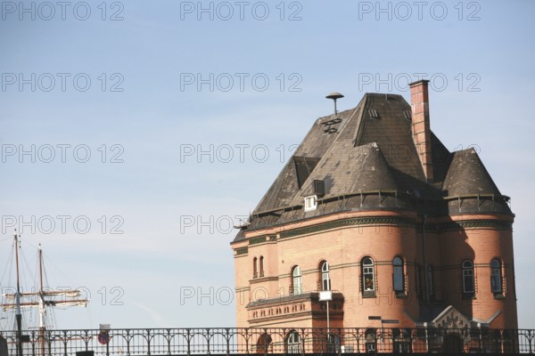 Striking architecture, harbour police station, police station, Kehrwiederspize No. 2, Hamburg,