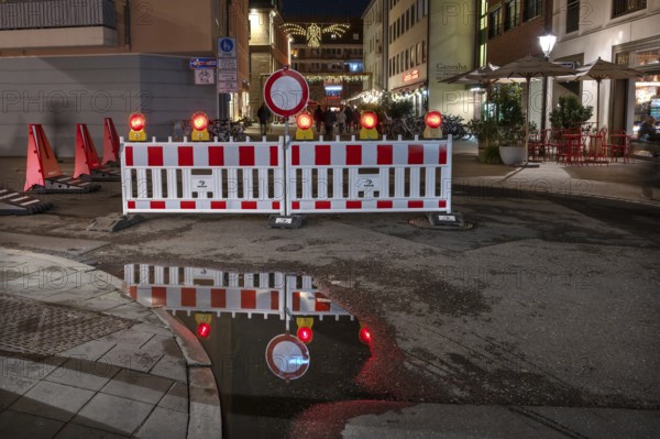 Barrier to secure the Nuremberg Christmas Market, Hauptmarkt, Nuremberg, Middle Franconia, Bavaria,