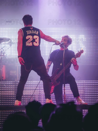 Singer Christoph von Freydorf and bassist Pascal Theisen from Emil Bulls live on X-Mas Bash Tour