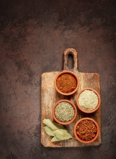 Georgian spices, in ceramic bowls, assortment, set of spices, utsho, adjika, Svan salt, ground