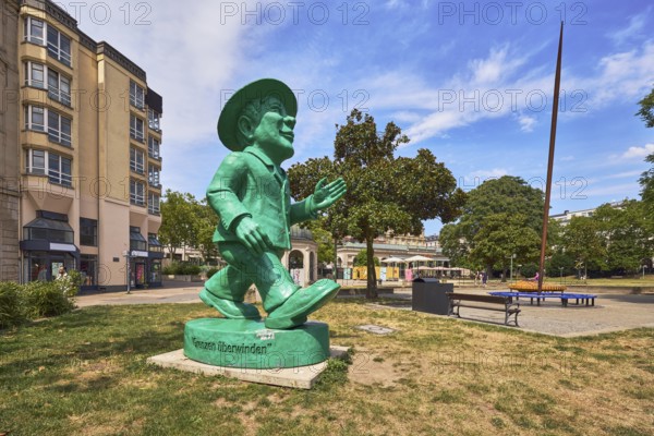 Unity man, sculpture, conceptual artist and sculptor Ottmar Hörl, overcoming borders, general