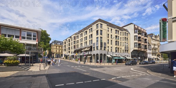 General architecture, residential and commercial buildings, pedestrian zone, barrier bollards,