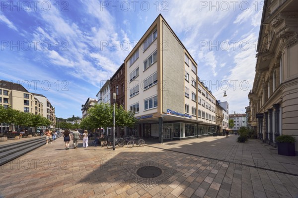 Wiesbadener Volksbank eG, Beratungszentrum Langgasse, pedestrian zone, general architecture,