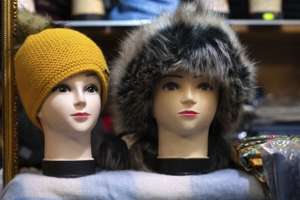 Sales stand for headwear, fur hat, mannequin, head, portrait, Christmas stalls, stalls, Christmas