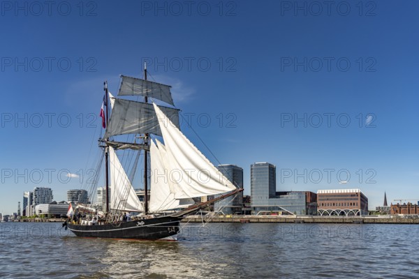 Sailing ship Jantje at the arrival parade of ships and sailboats at Hafengeburtstag Hamburg 2025 in