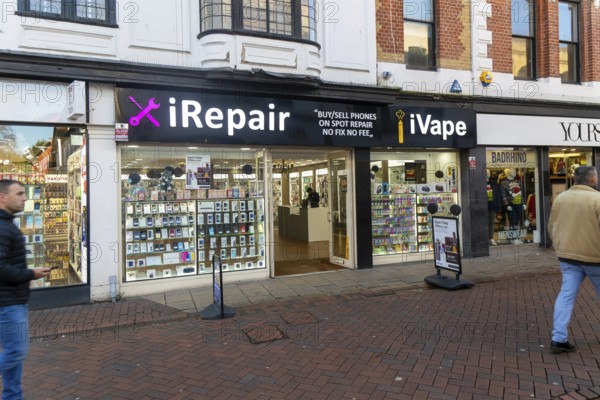 IRepair iVape shop store phone repair and vaping supplies, Tavern Street, town centre of Ipswich,