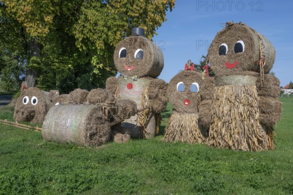 Straw figures for the 25th Thanksgiving on September 13, 2025 in Wedendorf, Mecklenburg-Western