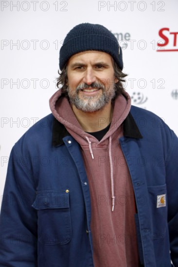 Tom Beck at the world premiere of Stromberg - Everything again as usual on 1.12.2025 at the Zoo