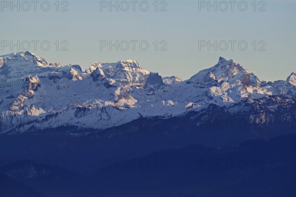 View of the snow-covered mountains from Horben TÃ¶di, Chammliberg, SchÃ¤rhorn, Beinwil-Freiamt,