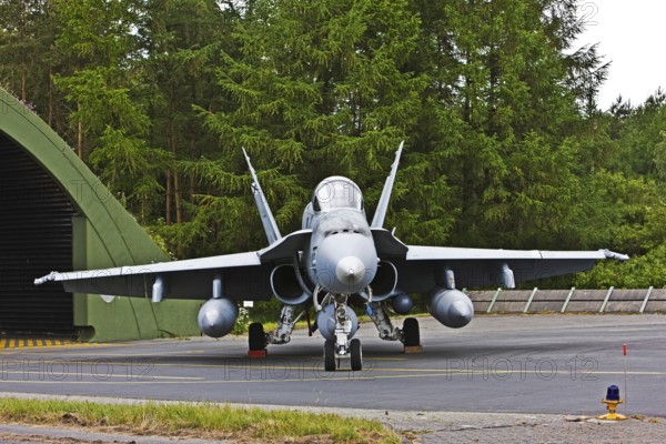 McDonnell Douglas FA-18D Hornet, aircraft type, multi-role fighter aircraft, air defense,