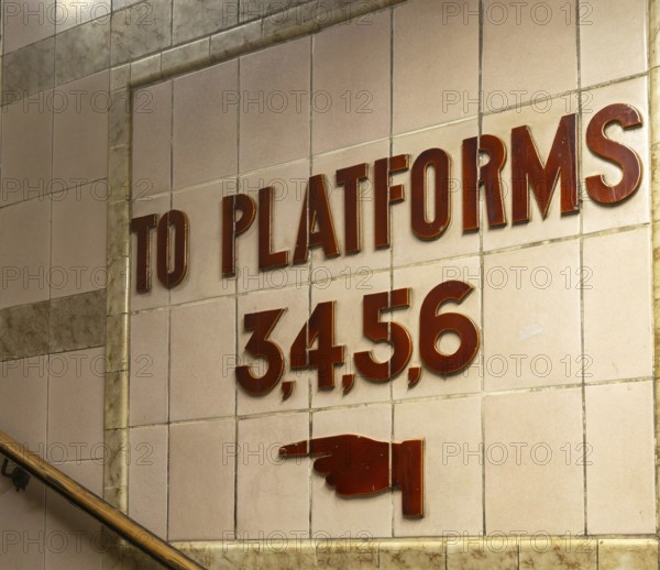 GWR 1930s Art deco style platform sign, Exeter St Davids railway train station, Exeter, Devon,