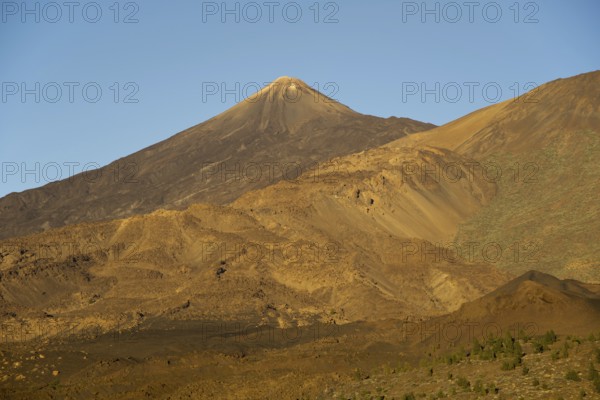 Europe, Spain, Canary Islands, Tenerife, Teide National Park, panorama from Mirador de Chio to Pico