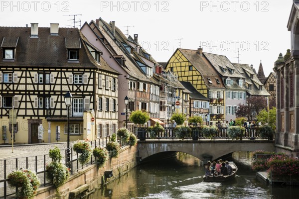 Half-timbered houses on the river, La Petite Venise, Krutenau district, Old Town, Colmar, Alsace,