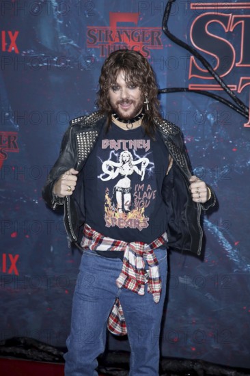 Riccardo Simonetti - Stranger Things Fan Event Season 5, Tempelhof Airport, Hangar 7, Berlin, 18.11