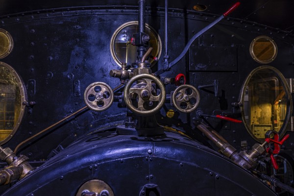 Levers and actuators in the tank car of a historic steam locomotive, Eisenbahnmuseum, Augsburg