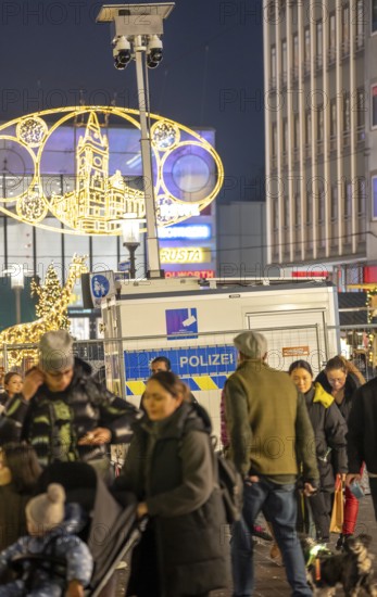 Police video surveillance at the Porsche pulpit, in front of the market church in downtown Essen,