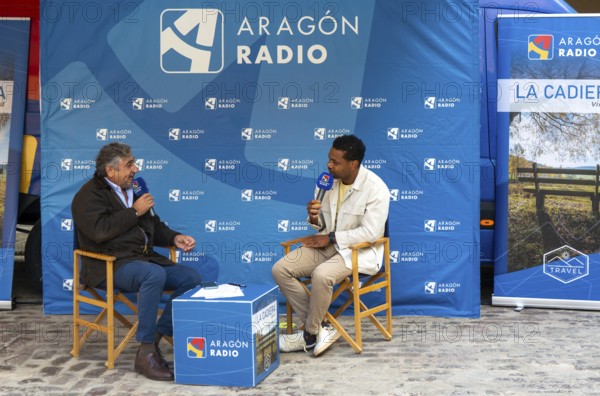 Aragon Radio outside broadcast interview for La Cadiera cultural programme, AlbarracÃ­n, Teruel