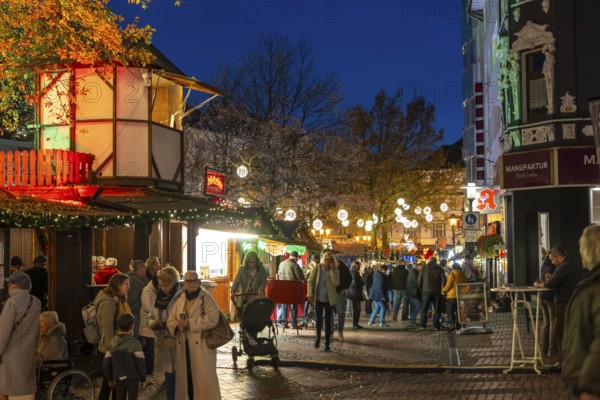 Christmas market in Essen-Steele, starts at the beginning of November, is considered the longest